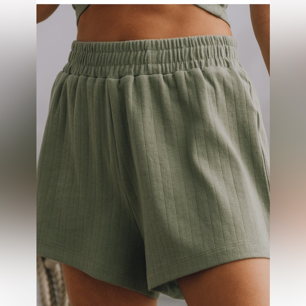 DAILY DRILLS pointelle shorts and long sleeve shirt
XS/S NWT